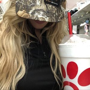 Meet your Posher, Gabriela